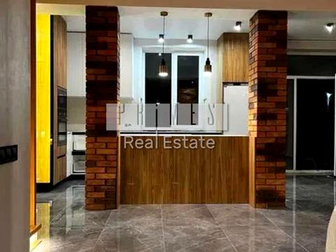 будинок за адресою Олександра Олеся вул.