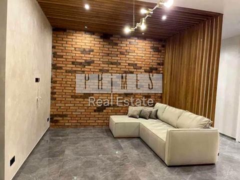 будинок за адресою Олександра Олеся вул.