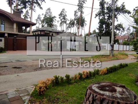 будинок за адресою Олександра Олеся вул.