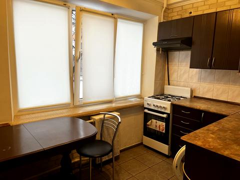 квартира за адресою Леоніда Каденюка просп. (Юрія Гагаріна), 13-А