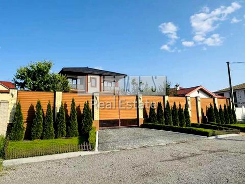 будинок за адресою Розкішна вул.