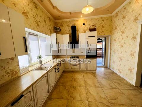 будинок за адресою Розкішна вул.