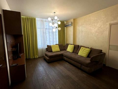 квартира за адресою Андрія Верхогляда вул. (Михайла Драгомирова), 20