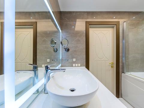 квартира за адресою Болсуновська вул. (Сергія Струтинського), 2