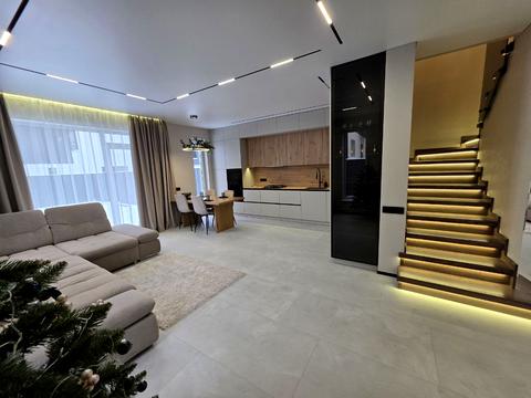 будинок за адресою Райдужна вул., 30