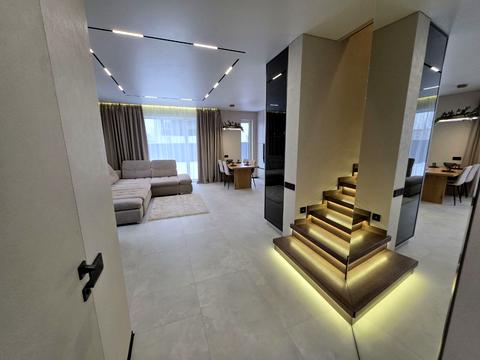 будинок за адресою Райдужна вул., 30