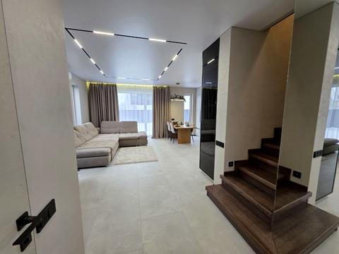 будинок за адресою Райдужна вул., 30