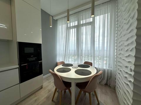 квартира за адресою Каховська вул., 60