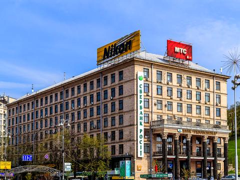 коммерческая по адресу Крещатик ул. (Kreschatic), 7