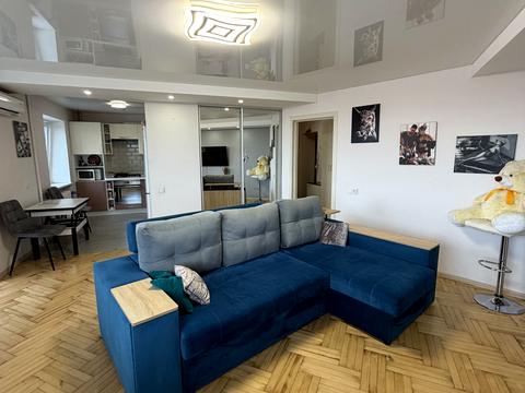 квартира за адресою Запоріжжя, Незалежної України вул. (40 років Радянської України), 2-А