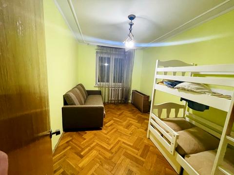 квартира за адресою Віктора Чукаріна вул., 12