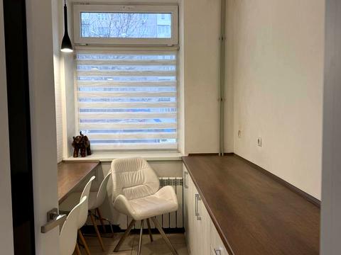 комерційна за адресою Кам'янецький пров., 58