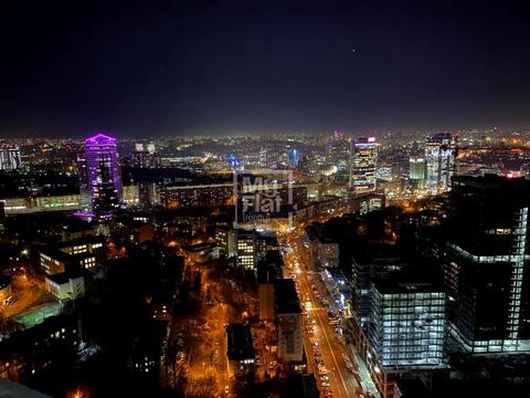 комерційна за адресою Кловський узвіз (Кловський), 7a