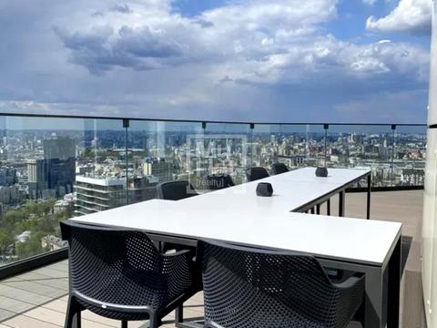 комерційна за адресою Кловський узвіз (Кловський), 7a