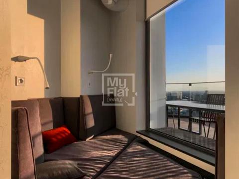 комерційна за адресою Кловський узвіз (Кловський), 7a