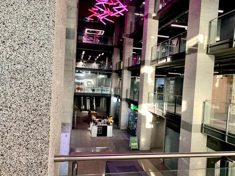 комерційна за адресою Дмитра Яворницького просп. (Карла Маркса), 72-Б