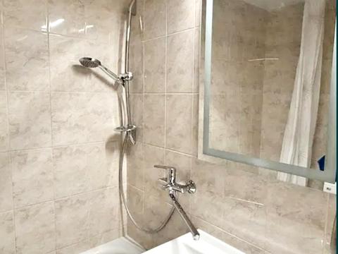 квартира за адресою Калинова вул., 8