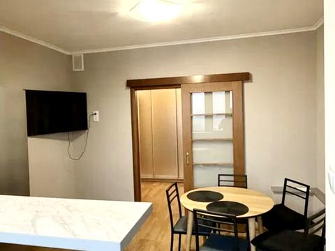 квартира за адресою Калинова вул., 8