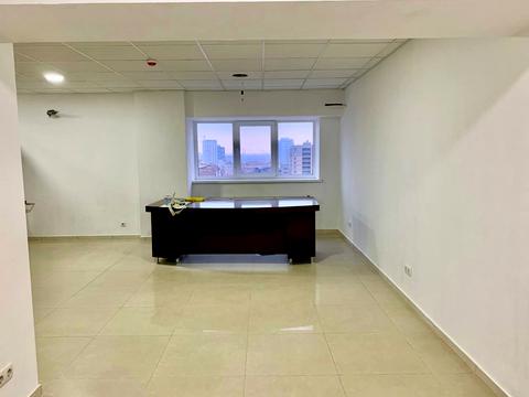 комерційна за адресою Троїцька вул. (Червона), 21