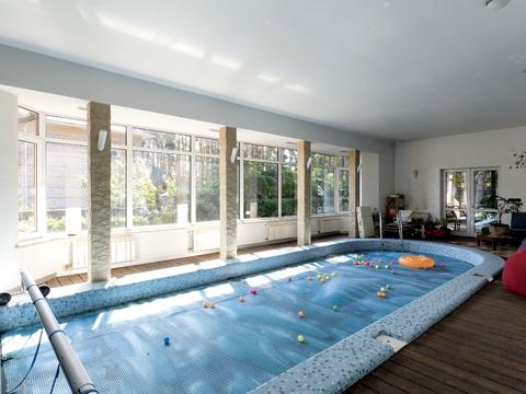 будинок за адресою Лісова