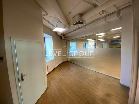 комерційна за адресою Київ, Дегтярівська вул., 27 Т