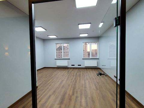 комерційна за адресою Надрічна вул., 2а