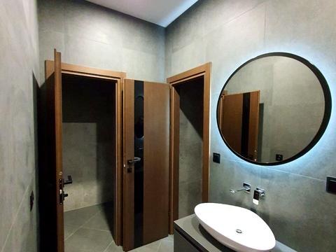 комерційна за адресою Надрічна вул., 2а