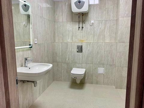 комерційна за адресою Мечникова вул., 19