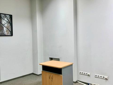 коммерческая по адресу Дмитрия Яворницкого просп. (Карла Маркса), 27-А