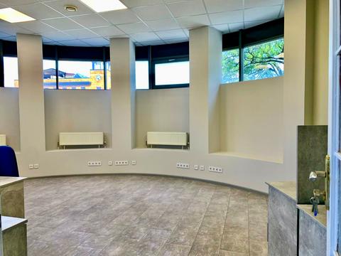 коммерческая по адресу Дмитрия Яворницкого просп. (Карла Маркса), 27-А