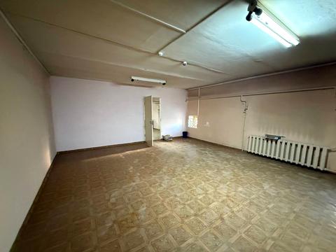 комерційна за адресою Воскресенська вул. (Леніна), 15