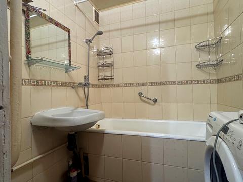 квартира за адресою Академіка Єфремова вул. (Командарма Уборевича), 17