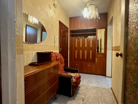 квартира за адресою Академіка Єфремова вул. (Командарма Уборевича), 17