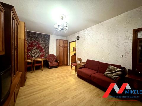 квартира за адресою Академіка Єфремова вул. (Командарма Уборевича), 17