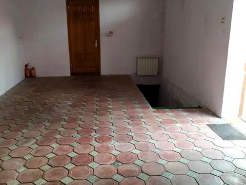 будинок за адресою Олексія Вадатурського вул. (Маршала Малиновського), 24