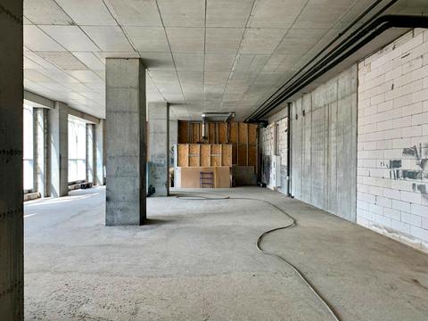 комерційна за адресою Степана Бандери вул. (Шмідта), 15