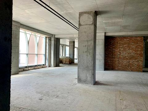 комерційна за адресою Степана Бандери вул. (Шмідта), 15