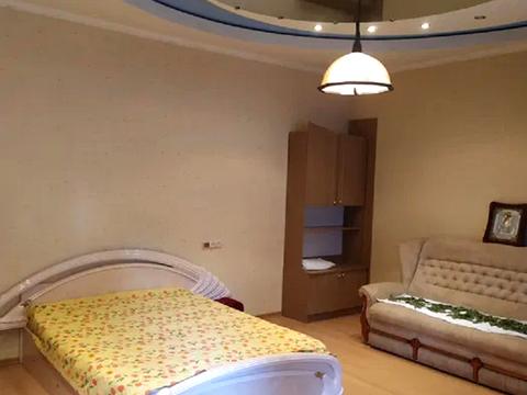 будинок за адресою Олексія Вадатурського вул. (Маршала Малиновського), 24