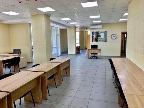 комерційна за адресою Мечникова вул., 19