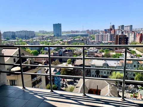 комерційна за адресою Мечникова вул., 19