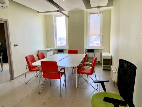 комерційна за адресою Дніпро, Мечникова вул., 19