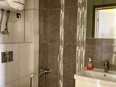 комерційна за адресою Дніпро, Мечникова вул., 19