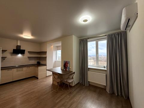 квартира за адресою Барабашова вул., 10