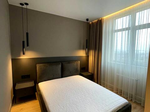 квартира за адресою Краснова вул., 1-В