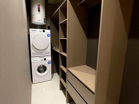 квартира за адресою Краснова вул., 1-В