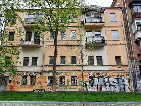 комерційна за адресою Золотоворітська вул., 4