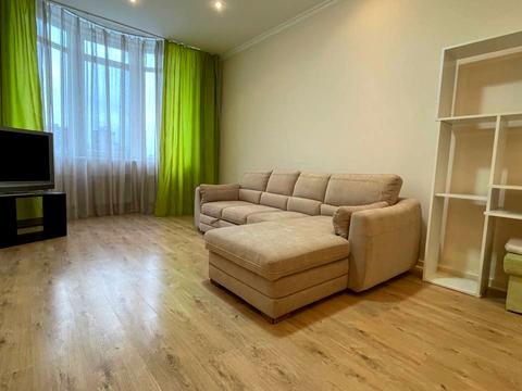 квартира за адресою Лабораторний пров., 6