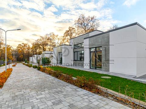 будинок за адресою Підлісна