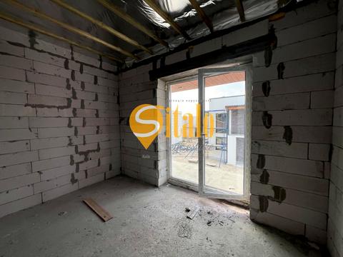 дом по адресу Центральна