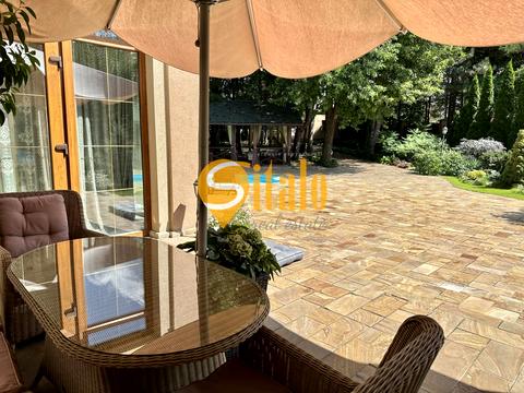 будинок за адресою смт. Козин, Дамба